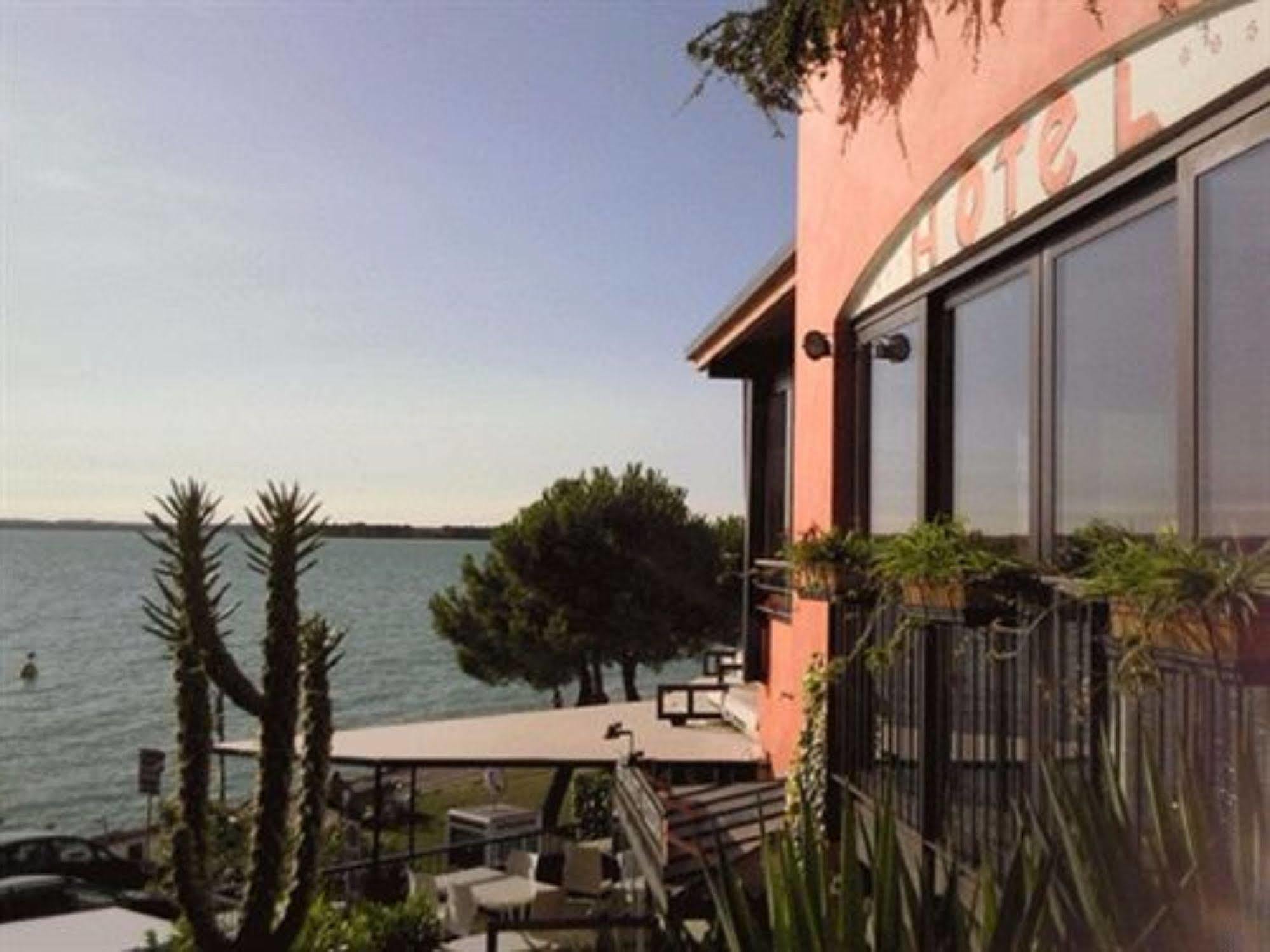 Hotel Belvedere Sirmione Ngoại thất bức ảnh